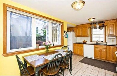 10 Orchard Ave, Waltham, MA 02452 - photo 3