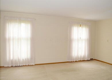 LivingRoom2