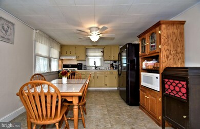 744 E 5th St, Boyertown, PA 19512 - photo 6