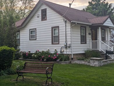 572 S 5th Ave, Des Plaines, IL 60016 - photo 4