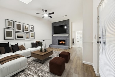 4308 Leatherwood Ln, Garland, TX 75042 - photo 4