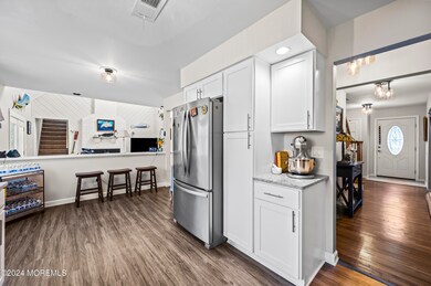Kitchen 8