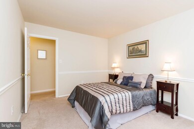 9090 Bonham Cir, Manassas, VA 20110 - photo 2