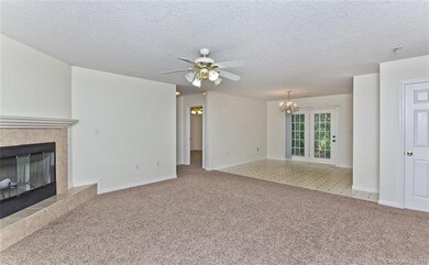 Open Floorplan!