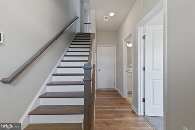 9366 Barnes Loop, Manassas, VA 20110 - photo 3