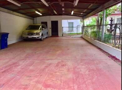 1019 Chihuahua St, Laredo, TX 78040 - photo 3