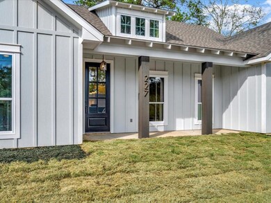 227 E Lakewood St, Nacogdoches, TX 75965 - photo 5