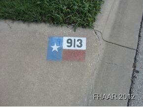 913 Whirlaway Dr, Copperas Cove, TX 76522 - photo 2