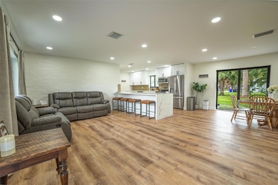 809 SE 12th St, Okeechobee, FL 34974 - photo 4