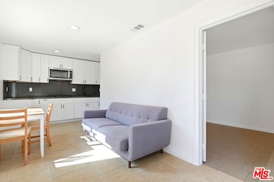 18149 Welby Way, Reseda, CA 91335 - photo 7