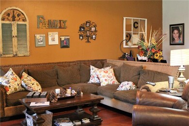 Another view of the Living Room.  Note the beautif