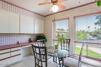 1018 E Marlette kitchen