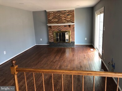 4409 Wandering Way, Temple Hills, MD 20748 - photo 5