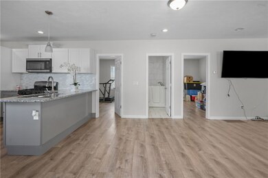 12 Magnolia St, Pawtucket, RI 02860 - photo 4