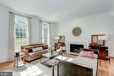 9216 Vendome Dr, Bethesda, MD 20817 - photo 4