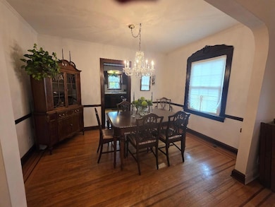 1041 Russell St, Franklin Square, NY 11010 - photo 4