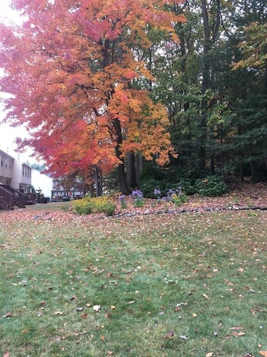 62 Hawkstead Hollow unit U55, Nashua, NH 03063 - photo 3