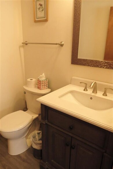 79 Lower IV unit 52B, Ludlow, VT 05149 - photo 6