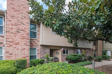 2503 Bering Dr unit 7, Houston, TX 77057 - photo 4