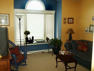 131 Fruit Hill Ave unit 7, North Providence, RI 02911 - photo 5