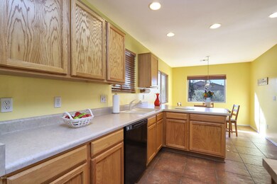 2273 W Painted Sunset Cir, Tucson, AZ 85745 - photo 5