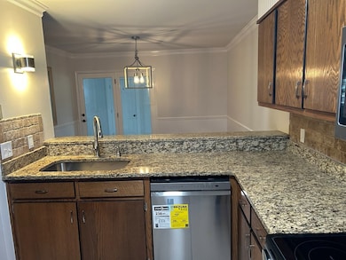 406 S Thornton Ave unit 105, Dalton, GA 30720 - photo 5