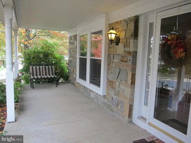 17 Skywood Ct, Parkville, MD 21234 - photo 3