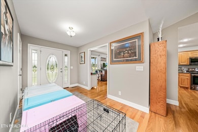 125 Clarence Lee Rd, Lancing, TN 37770 - photo 4