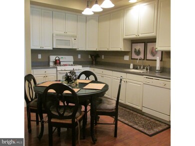 376 Brittany Ct, Souderton, PA 18964 - photo 2