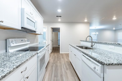 5517 Kemper St unit A, Lubbock, TX 79416 - photo 6