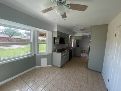 4328 W Dengar Ave, Midland, TX 79707 - photo 5