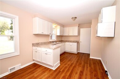 1011 19th St NE, Canton, OH 44714 - photo 5