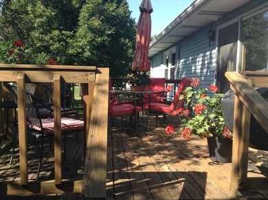 406 Filbert St, New Carlisle, IN 46552 - photo 3