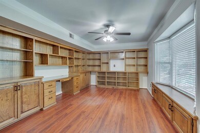 4106 Pebble Creek Dr, Euless, TX 76040 - photo 6