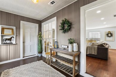 4335 Somerville Ave, Dallas, TX 75206 - photo 5