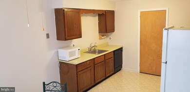 612 N Shady Retreat Rd unit 67, Doylestown, PA 18901 - photo 5