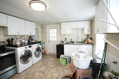 128 Franklin St, Franklin, NH 03235 - photo 2