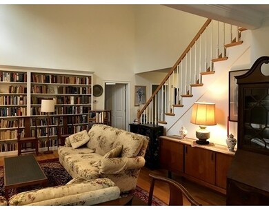 122 Cardinal Way, Florence, MA 01062 - photo 5