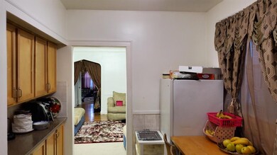 6114 N Washtenaw Ave, Chicago, IL 60659 - photo 4