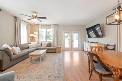 829 E Duffy St, Savannah, GA 31401 - photo 6