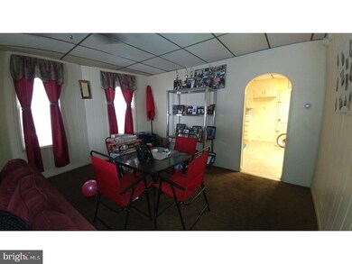 309 Poplar St, Darby, PA 19023 - photo 5