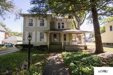 518 College Ave, Lincoln, IL 62656 - photo 2