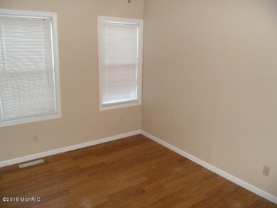 1104 Lake St, Niles, MI 49120 - photo 6