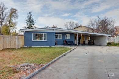 809 Terry Dr, Emmett, ID 83617 - photo 2