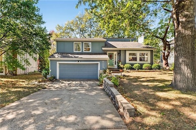 9124 Constance St, Lenexa, KS 66215 - photo 4