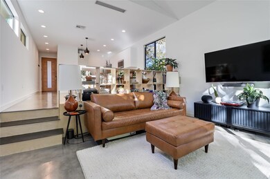 2709 E 14th St unit A, Austin, TX 78702 - photo 5