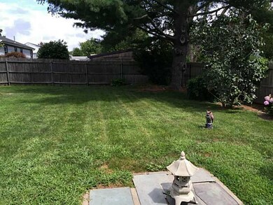 18 Wood Rd, Middletown, RI 02842 - photo 3