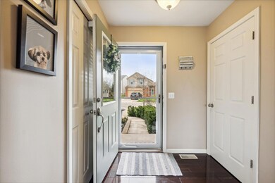 06-10329-Edgewater-Trail-Holly-MI-48442-
