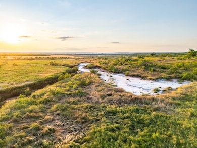 000 E 1380 Rd 280 Acres, Willow, OK 73673 - photo 2
