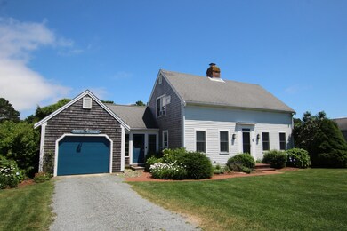 002-photo-front-view-7316109